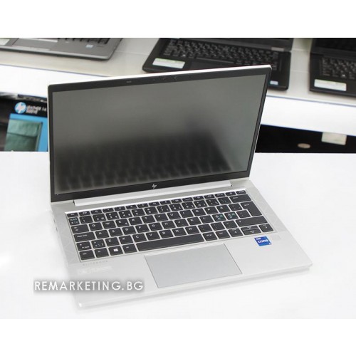 Лаптоп HP EliteBook 830 G8